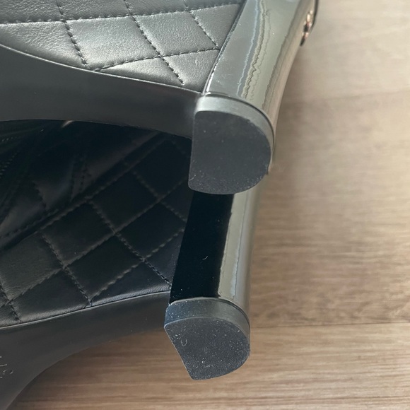 Chanel quilted high boots - Picture 7 of 8